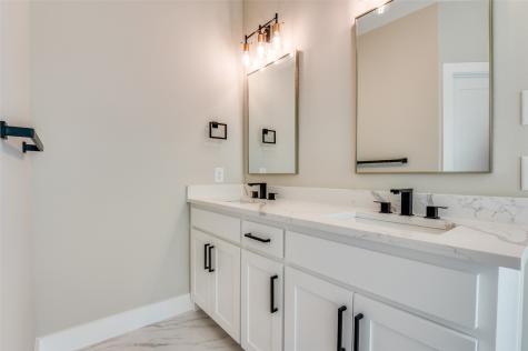 706 Perry Avenue Waxahachie TX 75165