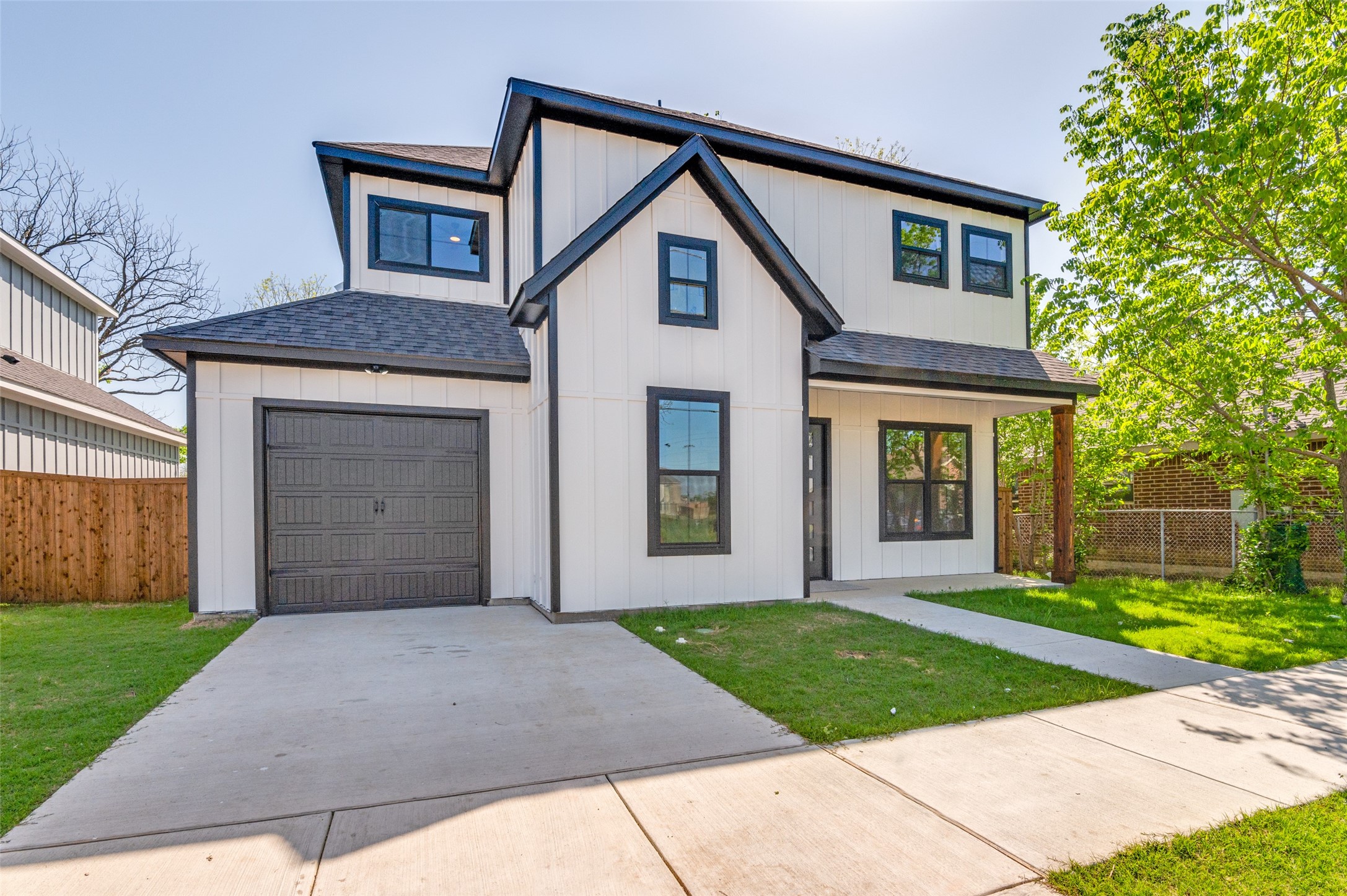 706 Perry Avenue Waxahachie TX 75165