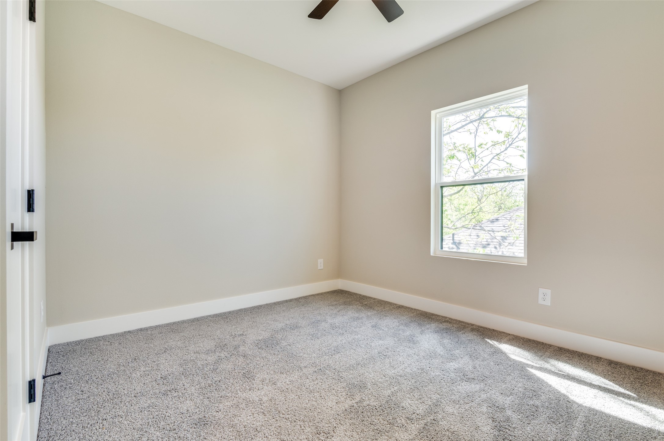 706 Perry Avenue Waxahachie TX 75165