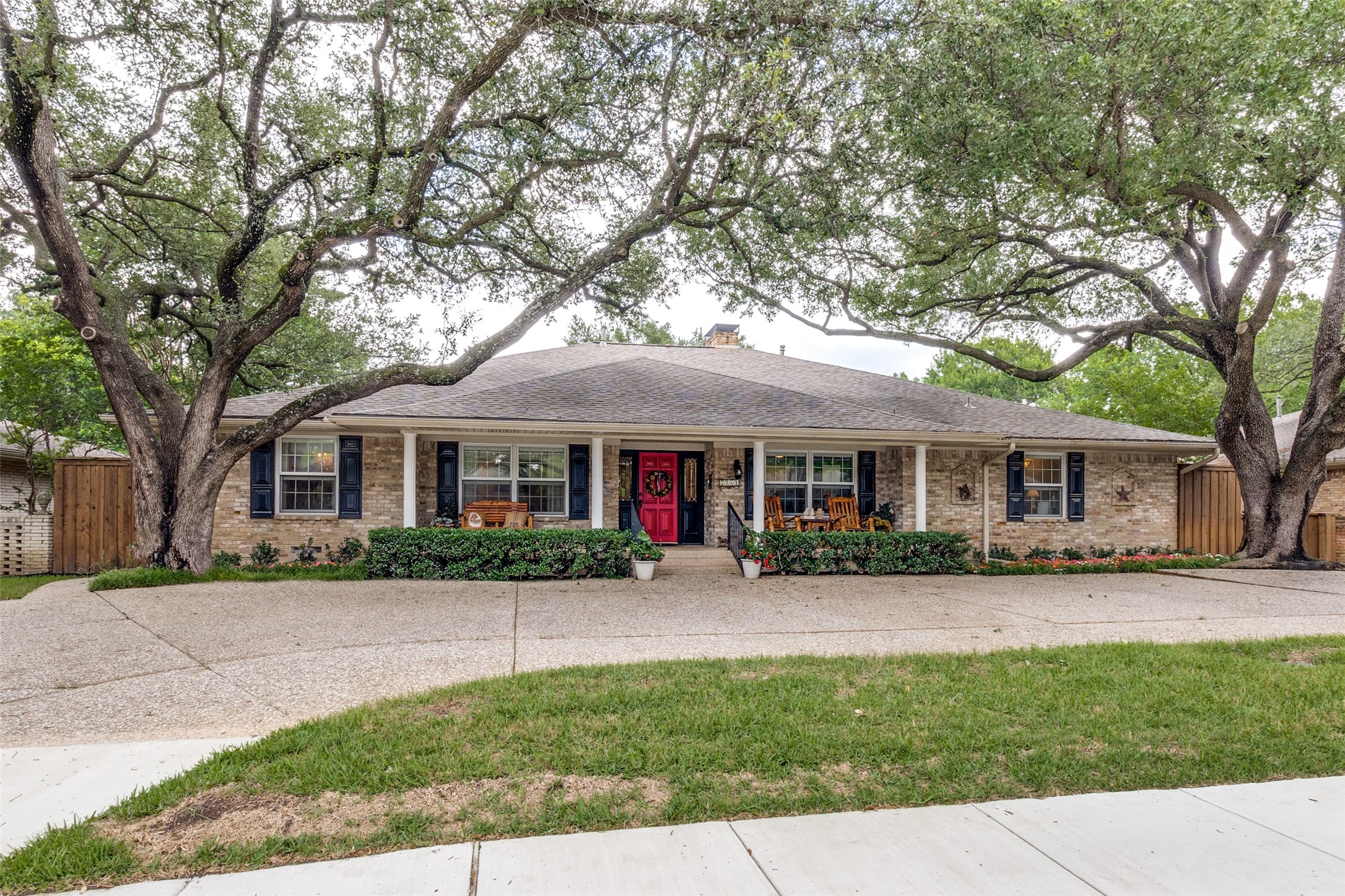 7261 Ashington Drive Dallas TX 75225