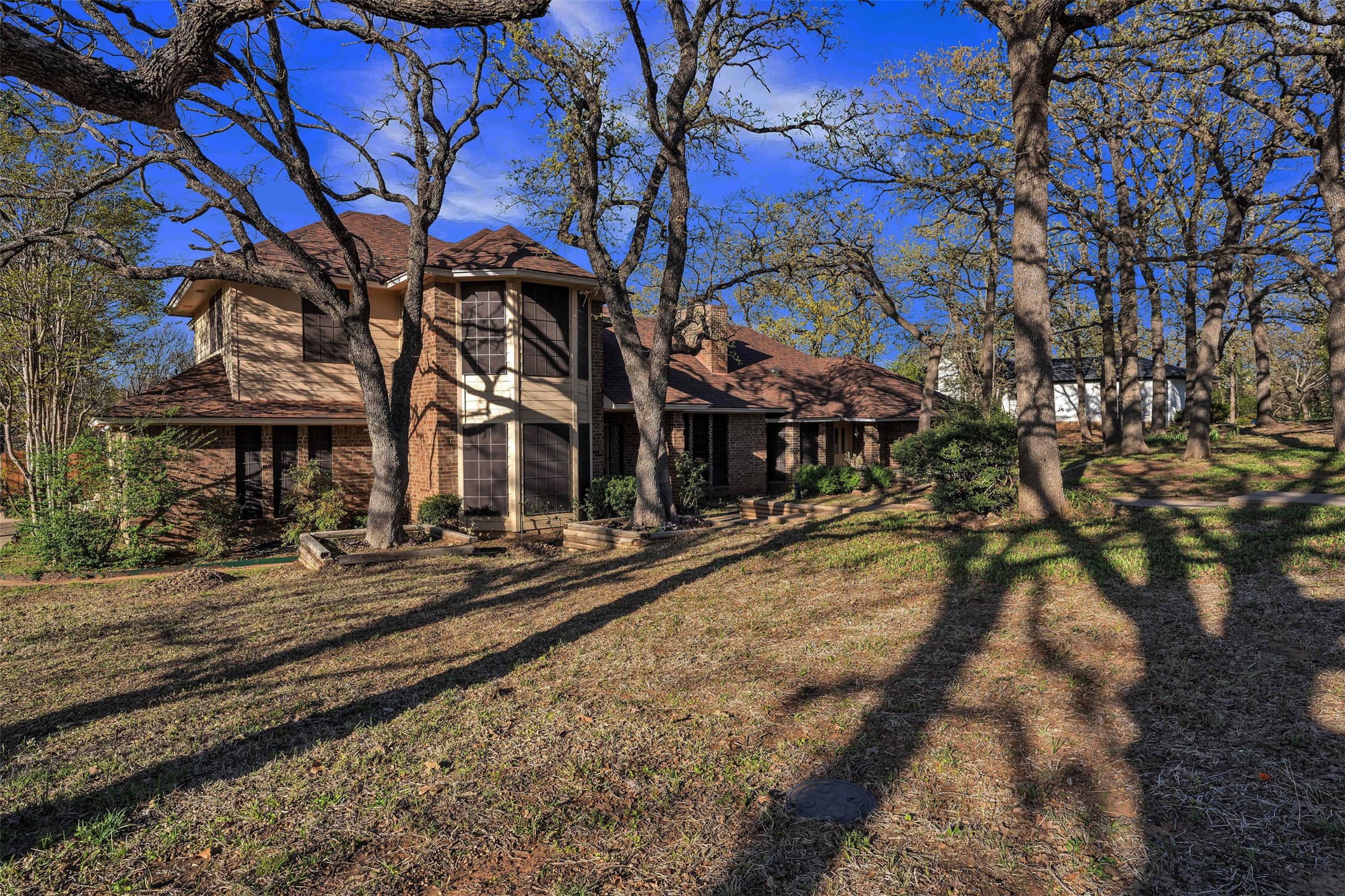 205 William Wallace Drive Burleson TX 76028