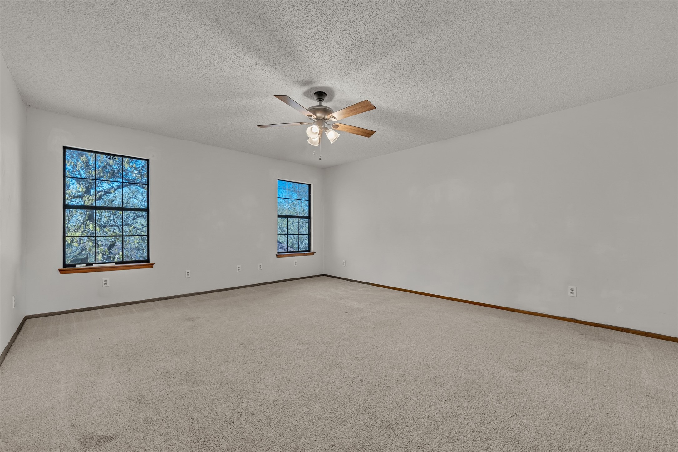 205 William Wallace Drive Burleson TX 76028