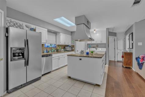 205 William Wallace Drive Burleson TX 76028