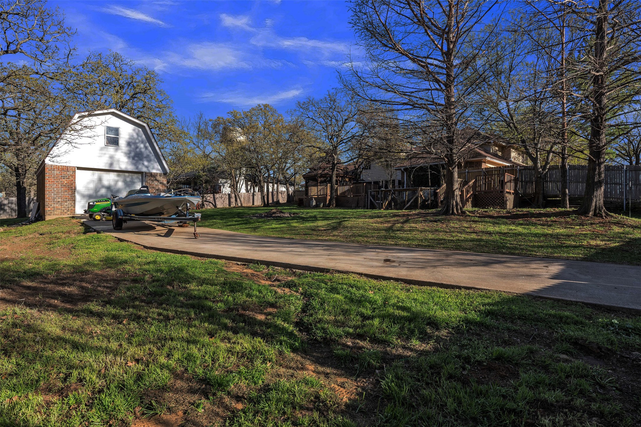 205 William Wallace Drive Burleson TX 76028