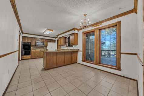 205 William Wallace Drive Burleson TX 76028