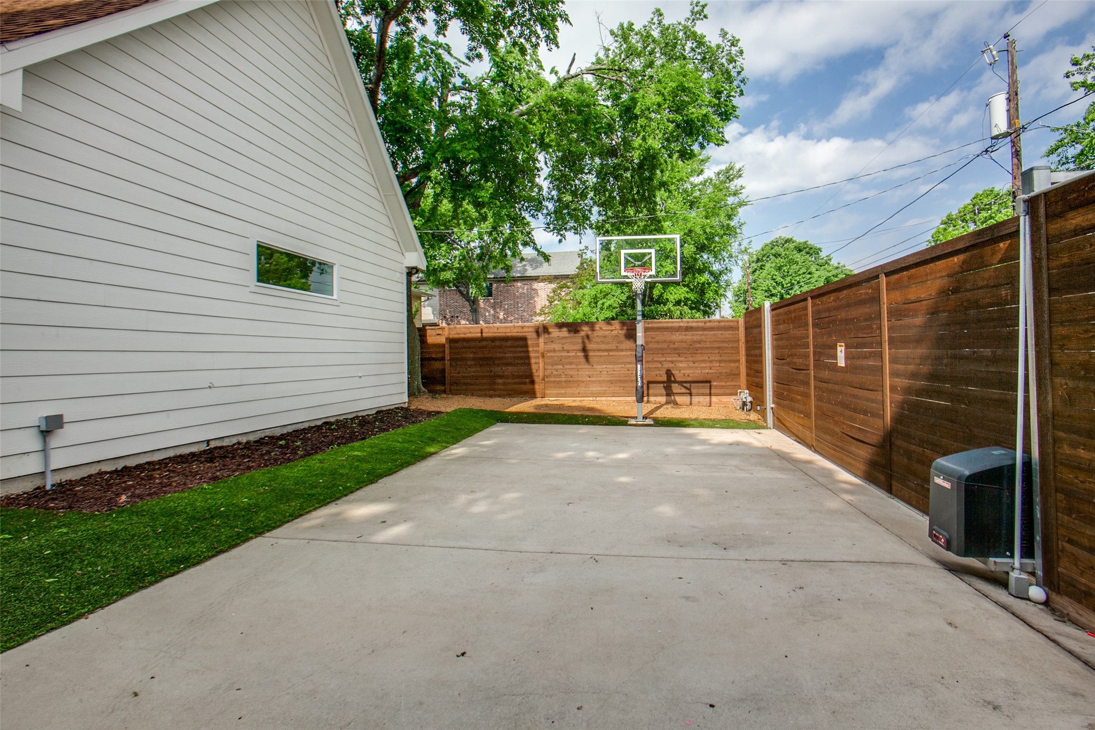 2226 Shady Creek Drive Richardson TX 75080