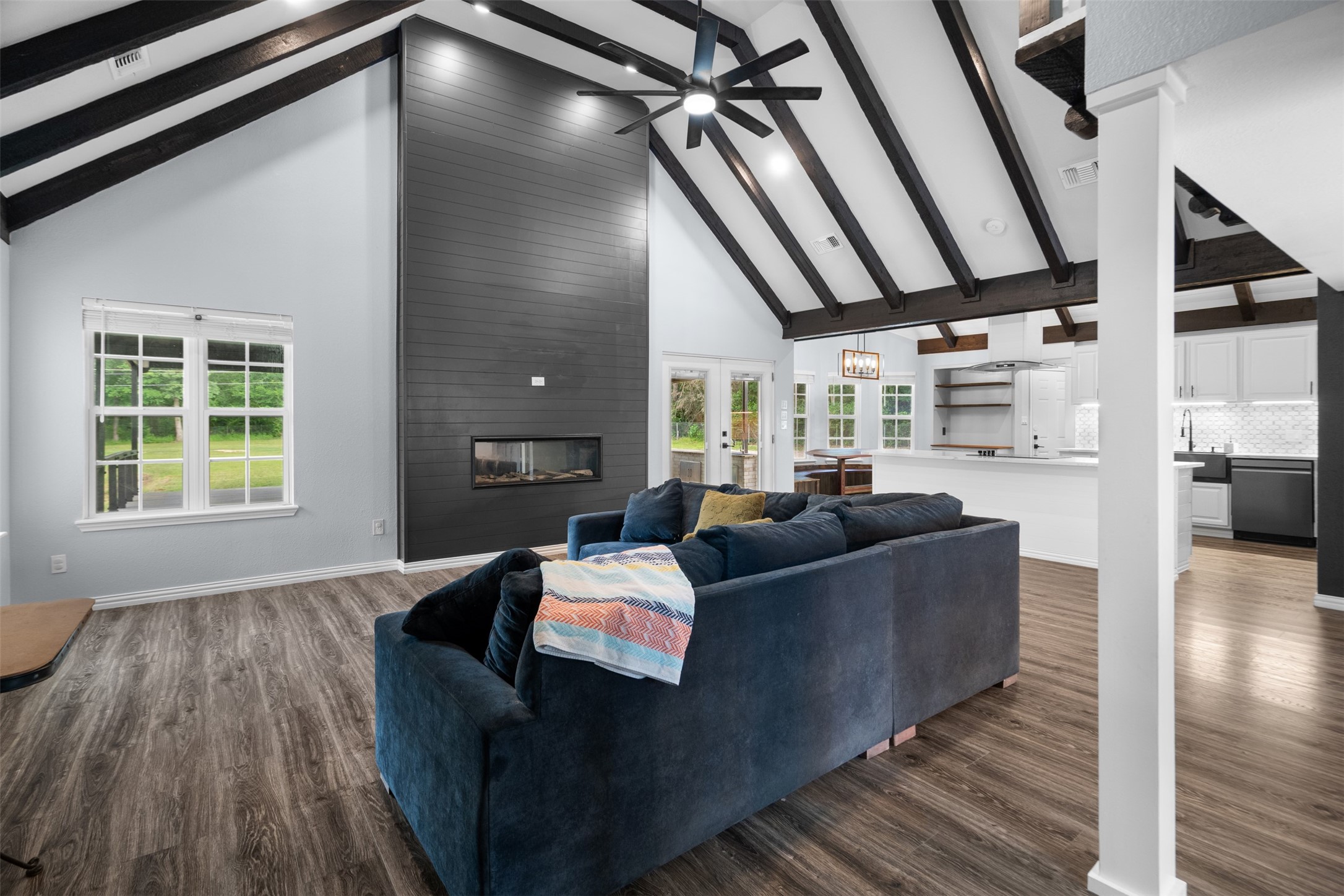 7511 Willow Oak Lane Arlington TX 76001