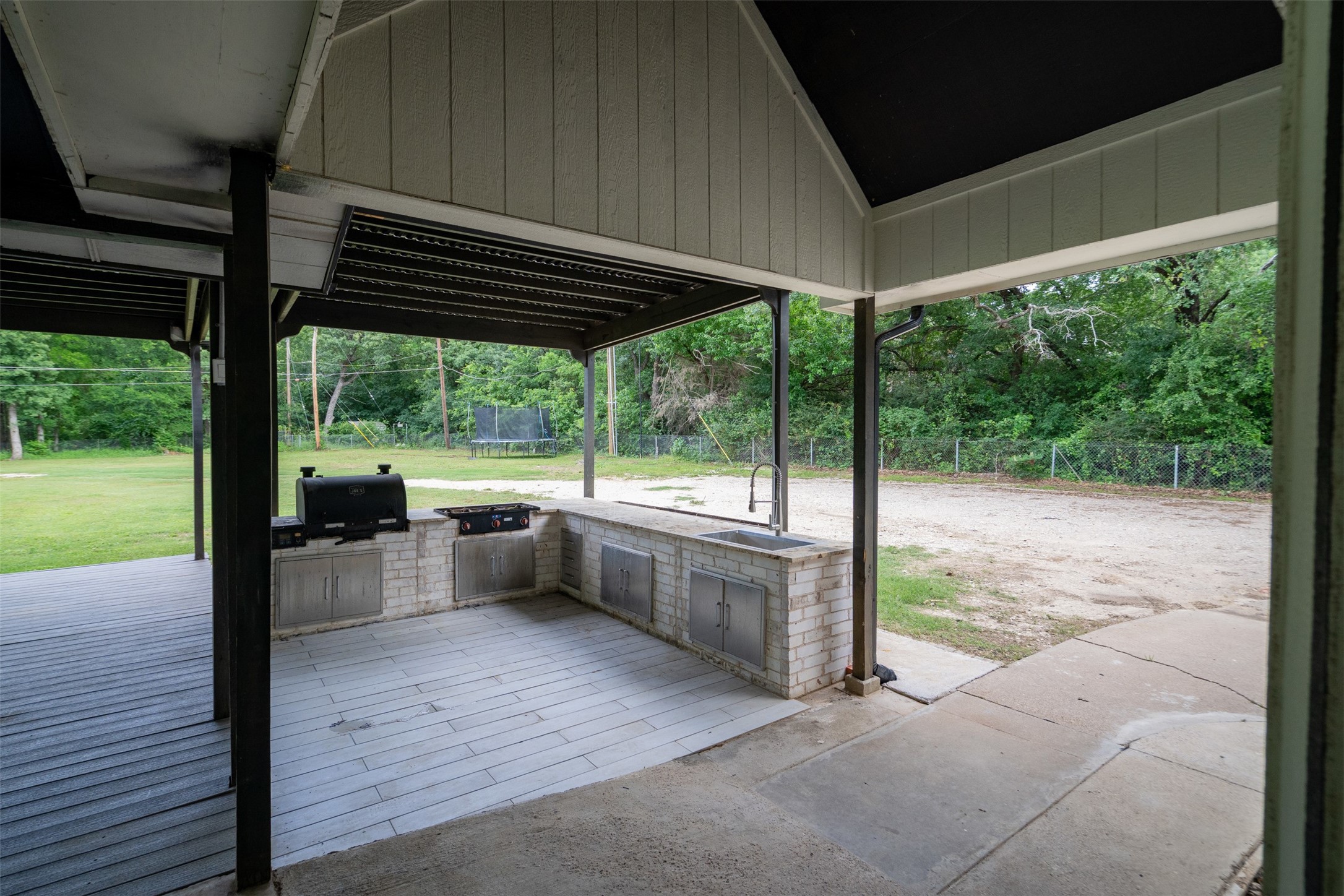 7511 Willow Oak Lane Arlington TX 76001