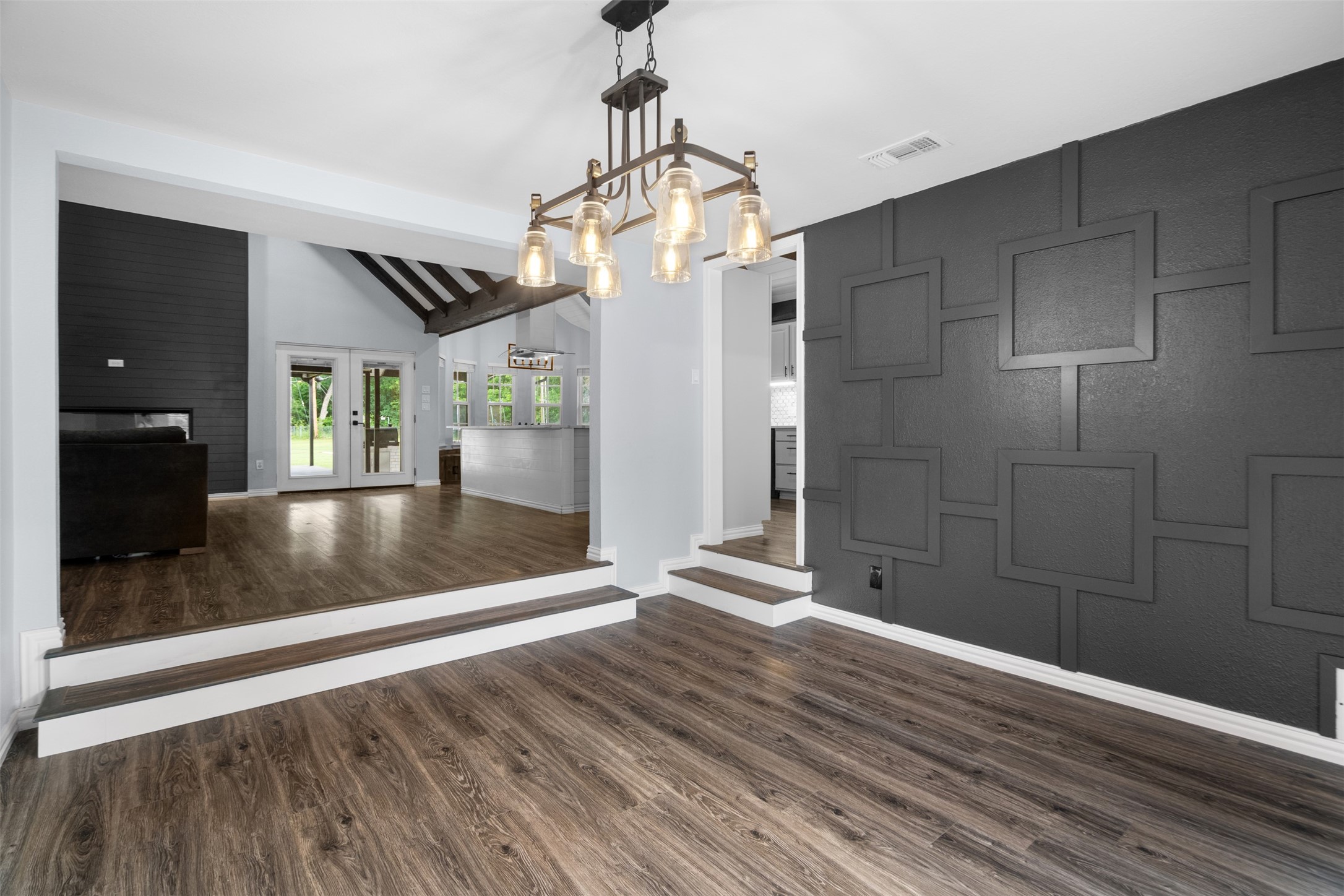 7511 Willow Oak Lane Arlington TX 76001