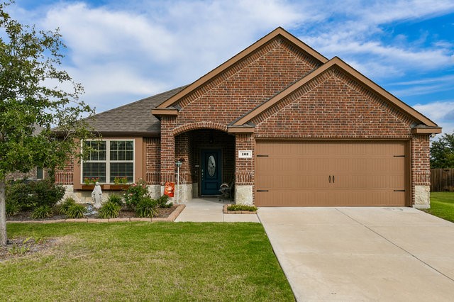 102 Arborside Drive Waxahachie TX 75165