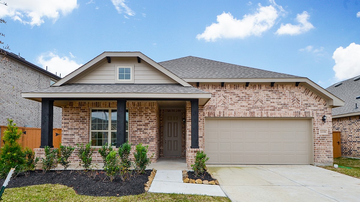 8225 Leopard Pass Godley TX 76044