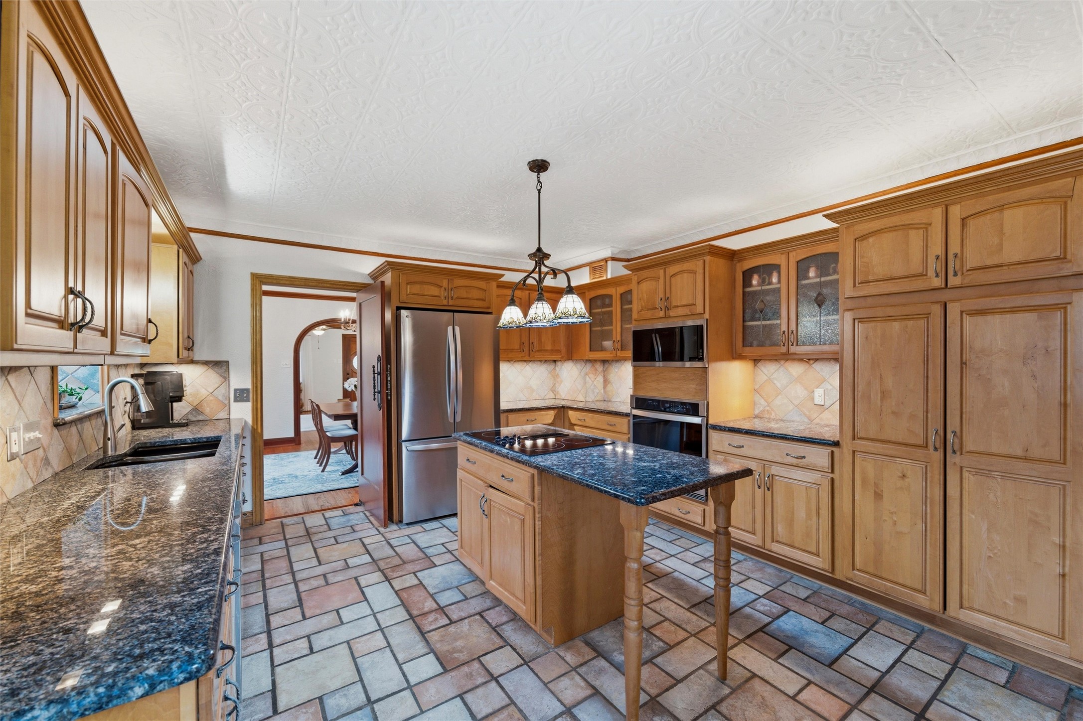 6903 Vivian Avenue Dallas TX 75223