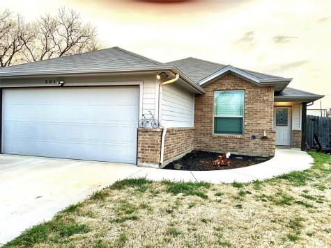 303 N 2nd Street Godley TX 76044