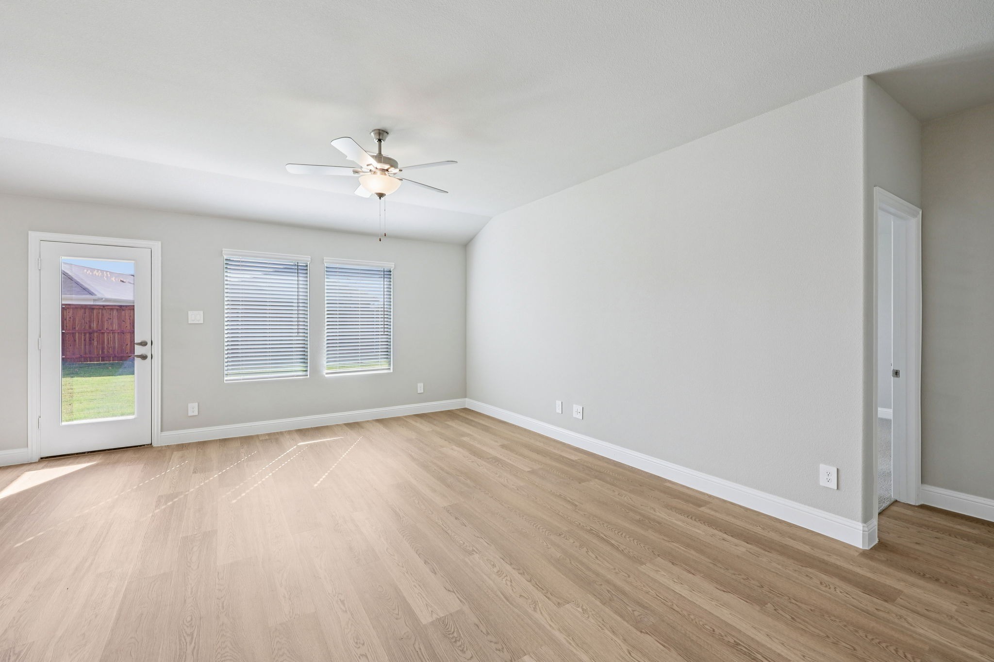 4216 Palestine Drive Farmersville TX 75442