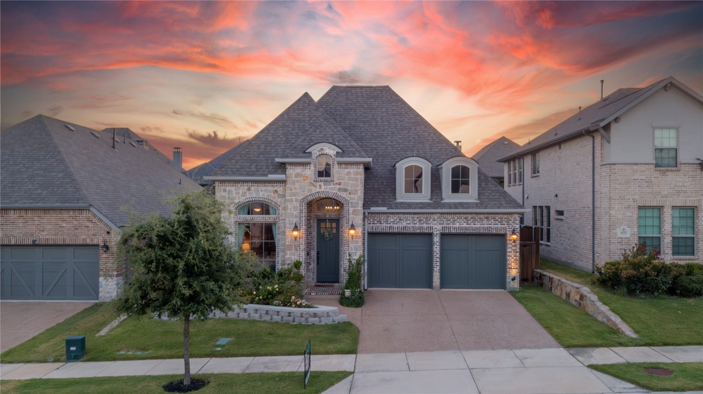 4521 La Roche Avenue Carrollton TX 75010