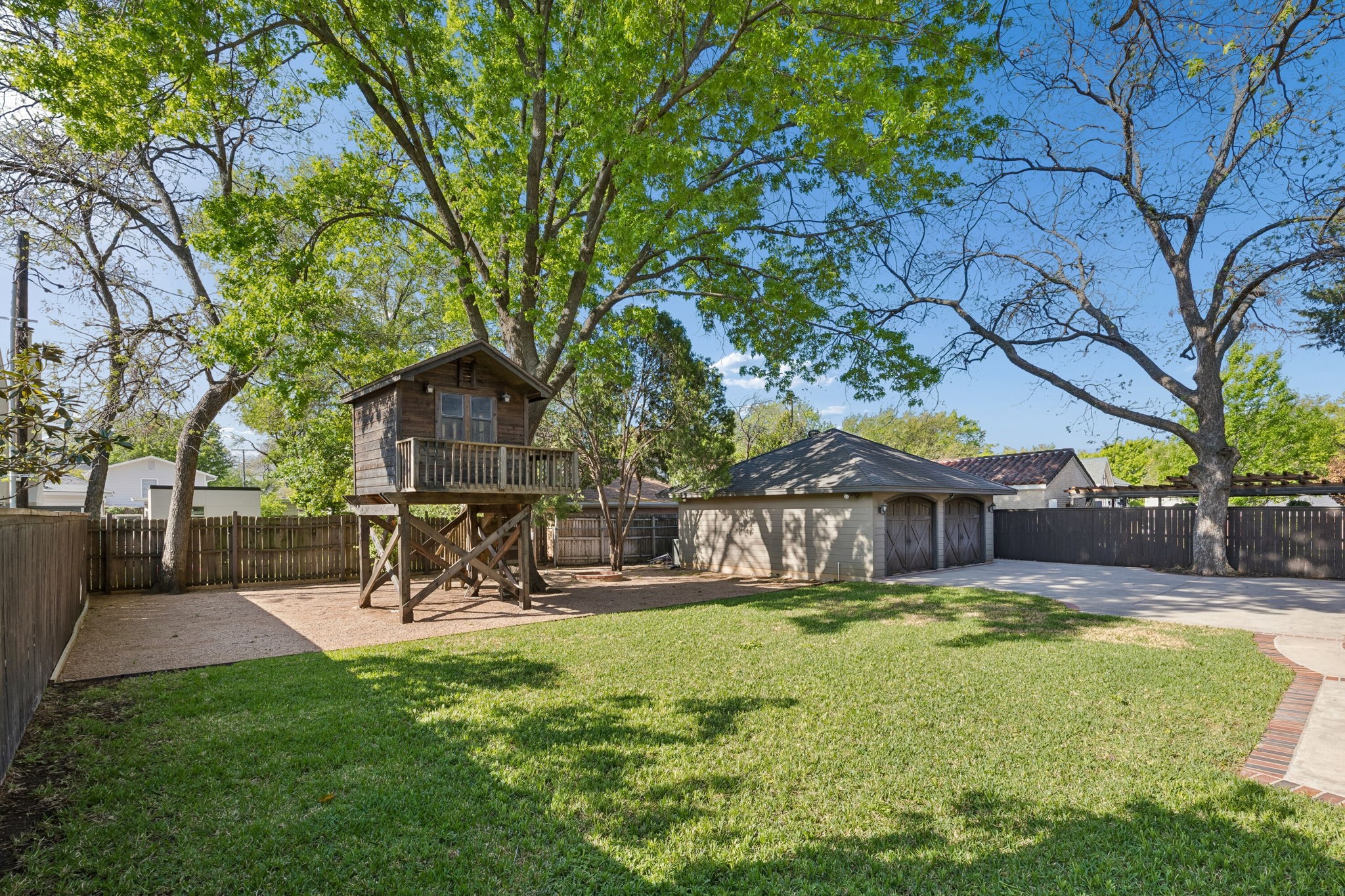 2809 Park Hill Drive Fort Worth TX 76109