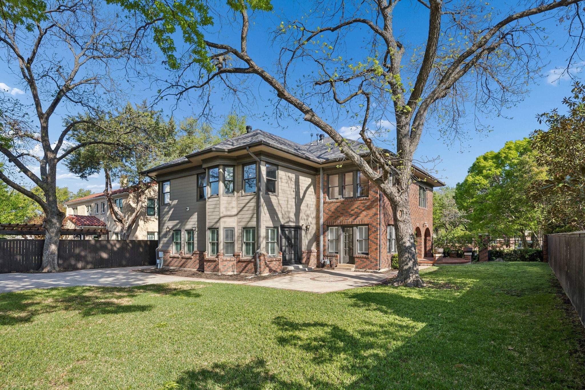 2809 Park Hill Drive Fort Worth TX 76109