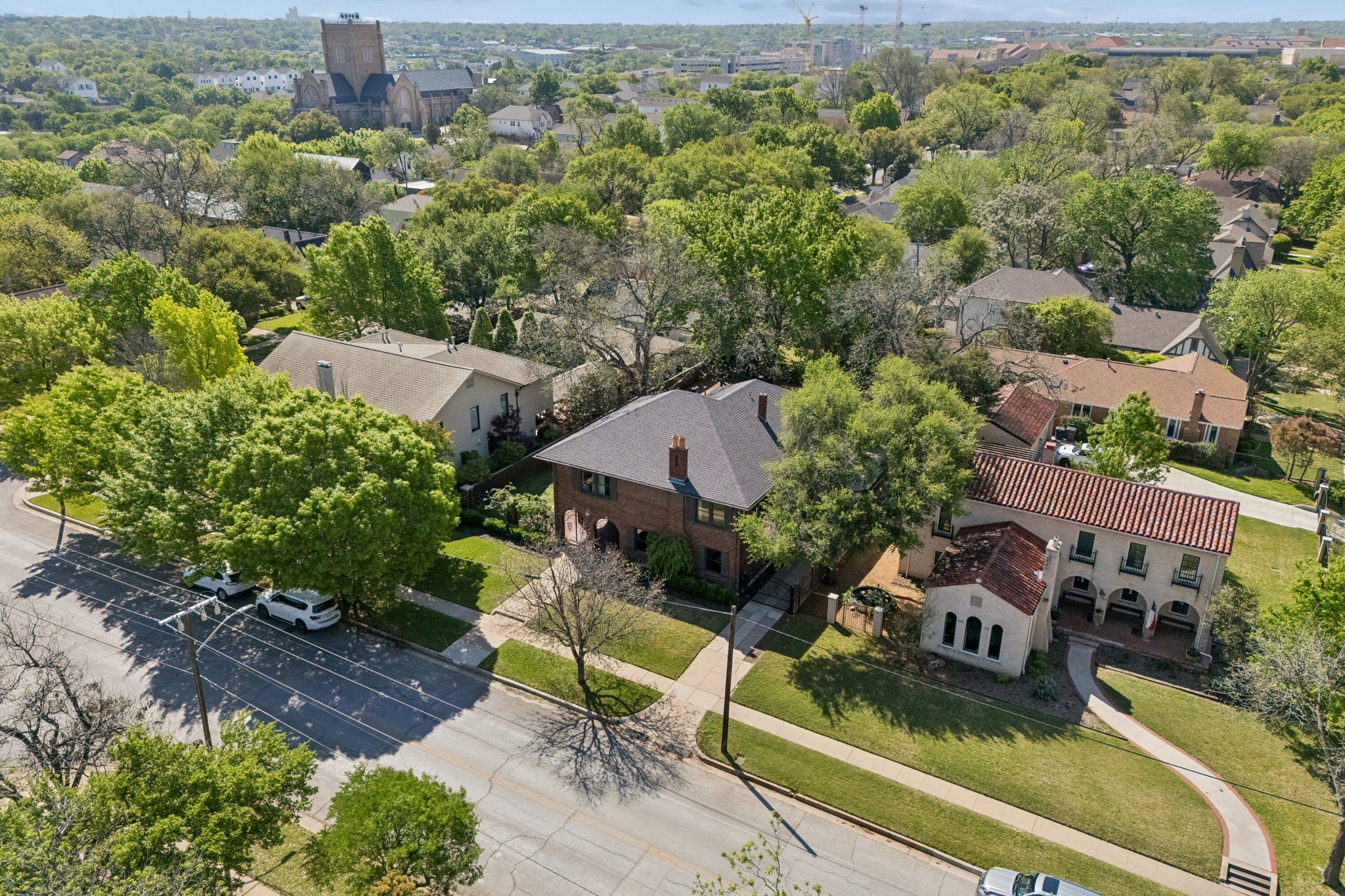 2809 Park Hill Drive Fort Worth TX 76109
