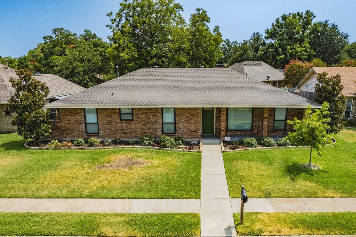 802 Meadowgate Drive Garland TX 75040