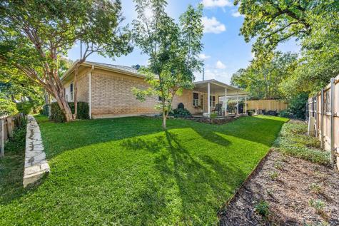 1704 Indian Oaks Court Bedford TX 76021
