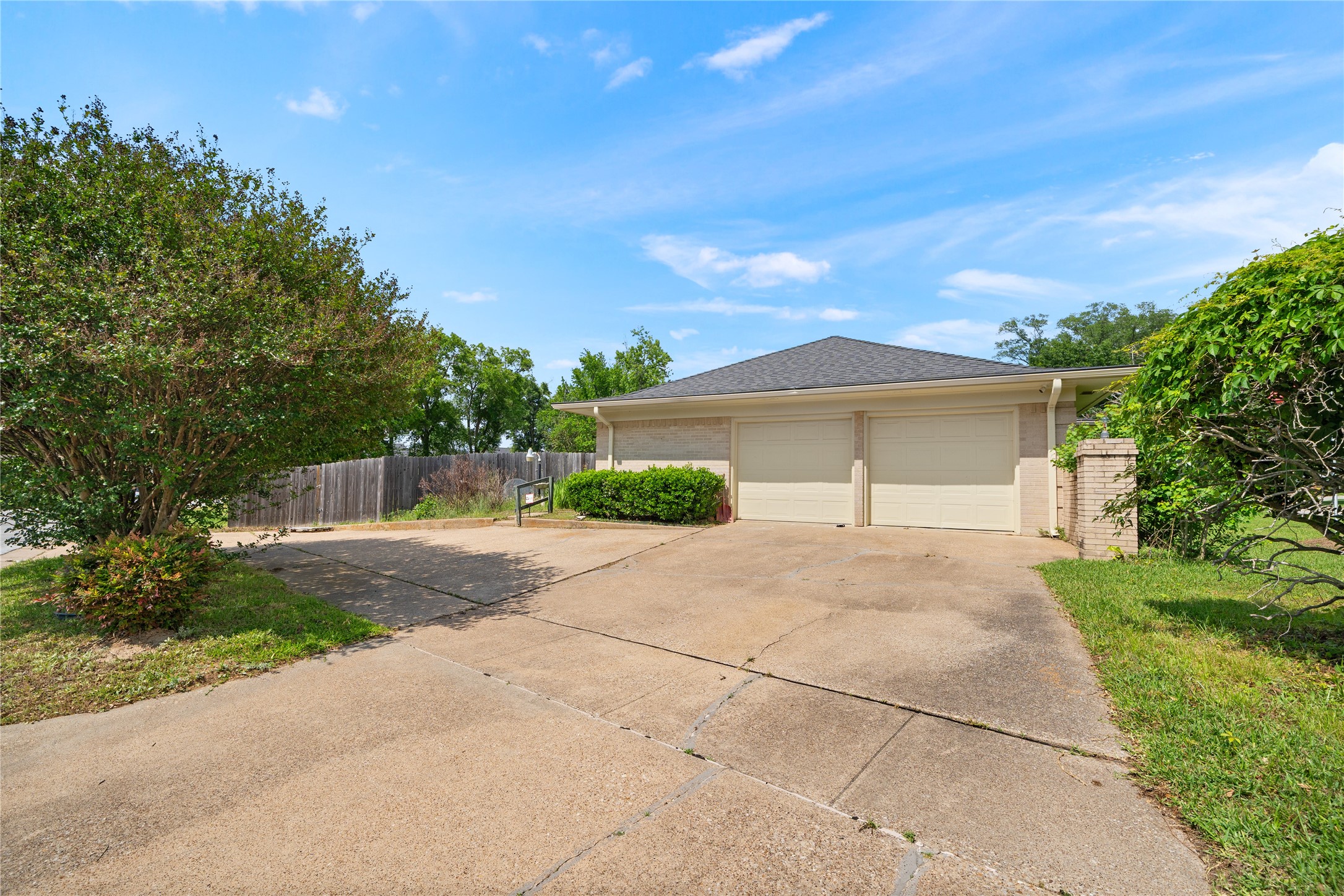 811 Trenton Drive Tyler TX 75703