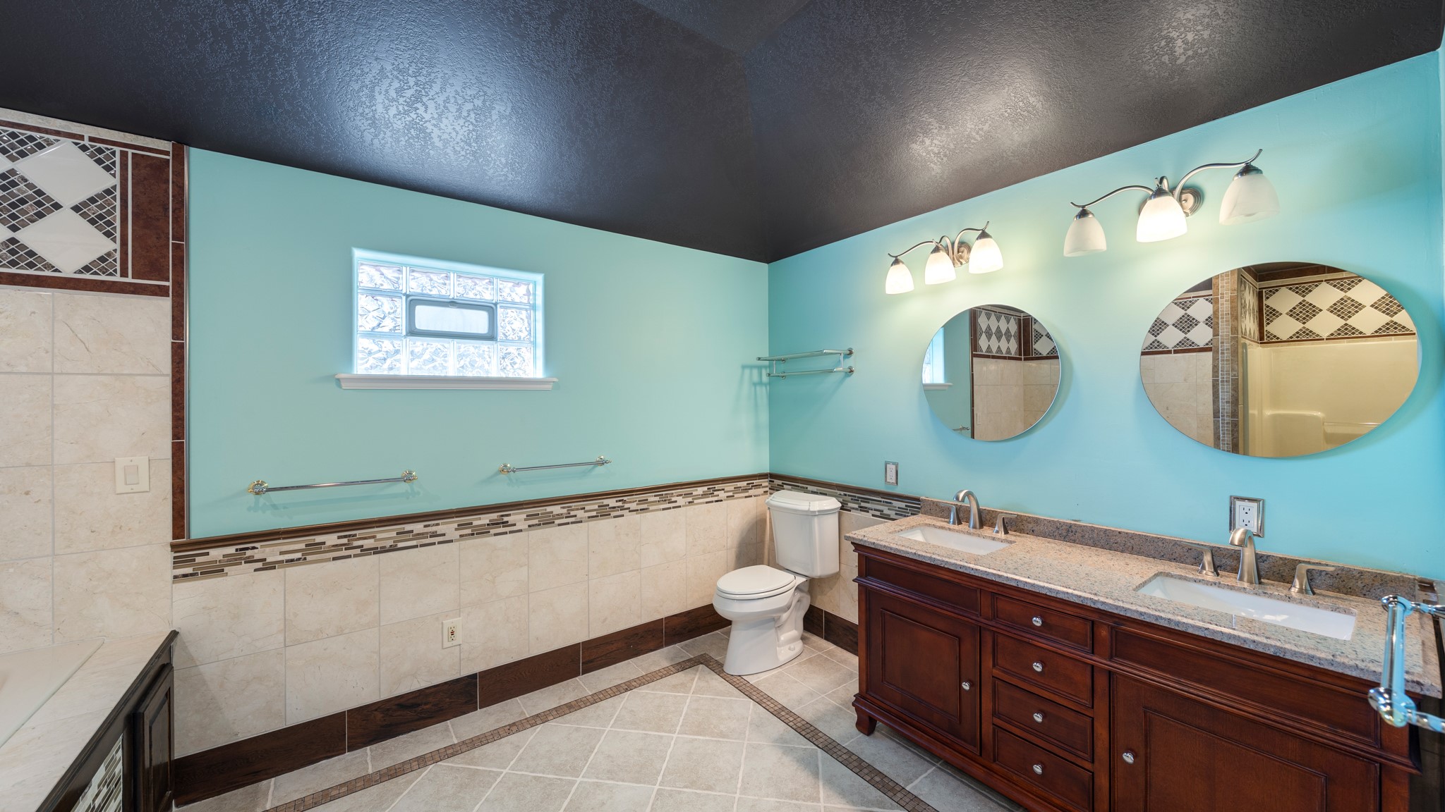 833 Vz County Road 4413 Ben Wheeler TX 75754