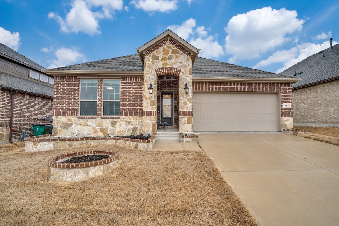358 Steele Street Mckinney TX 75071