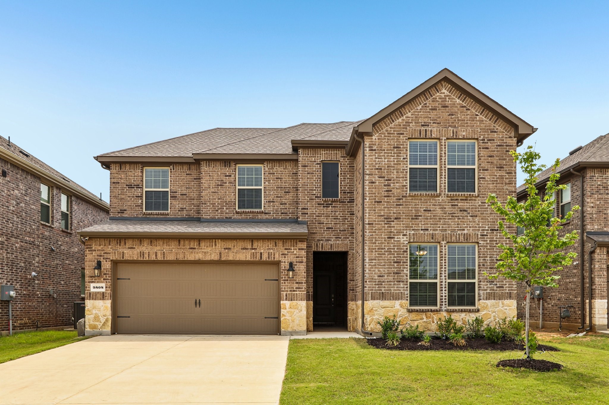 9808 Fall Brook Drive Aubrey TX 76227