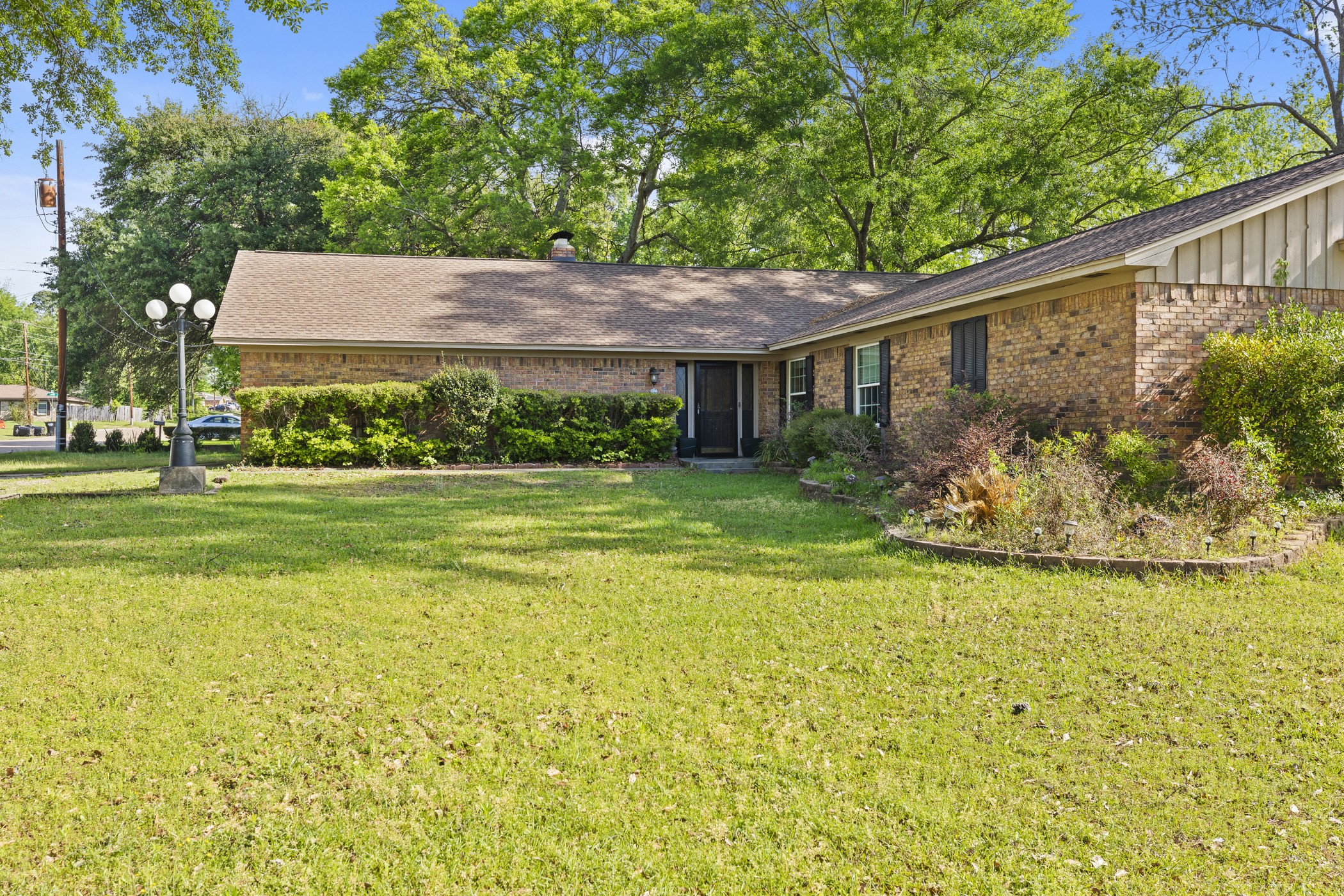 2090 Fort Drive Longview TX 75604