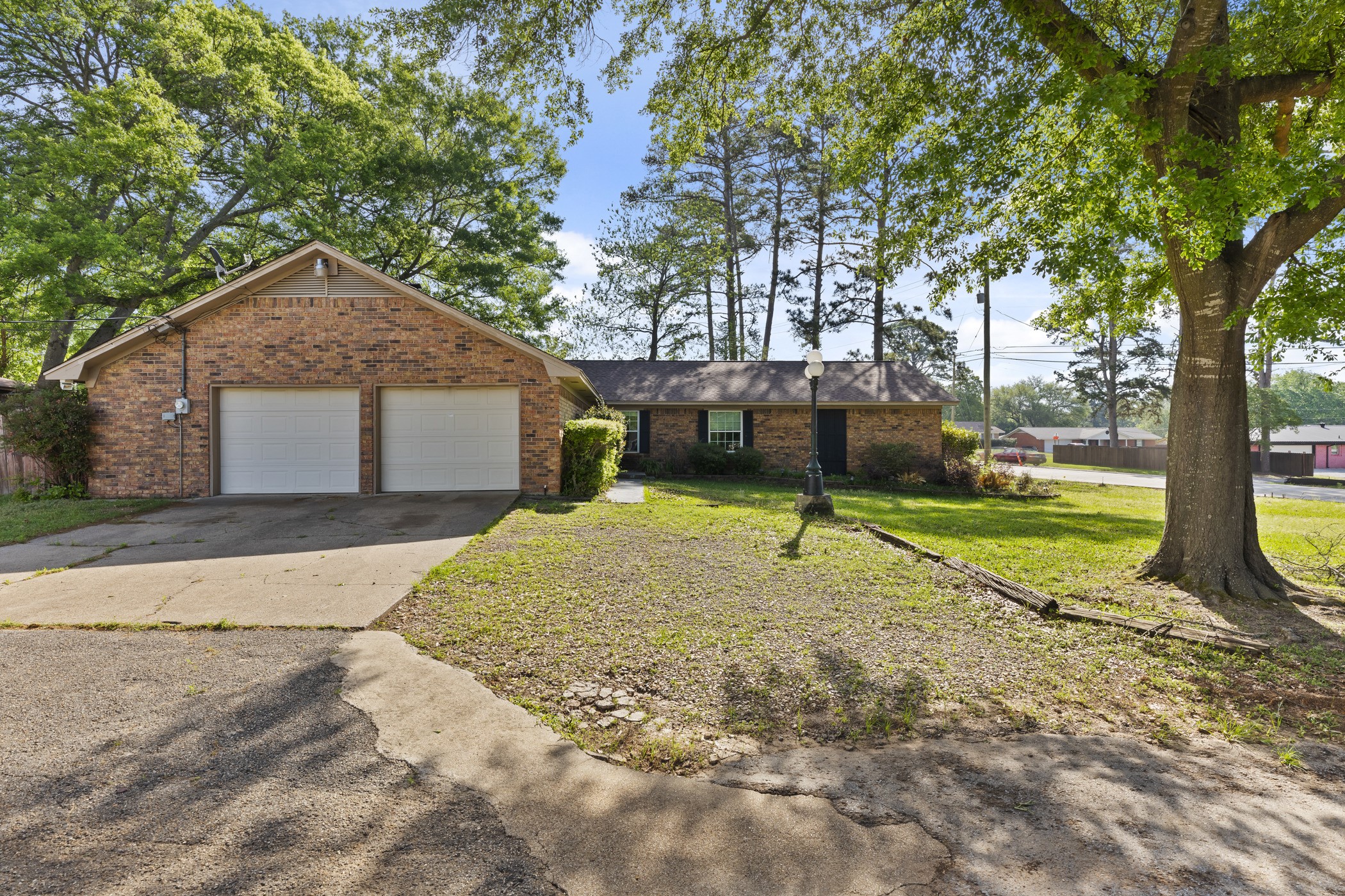 2090 Fort Drive Longview TX 75604