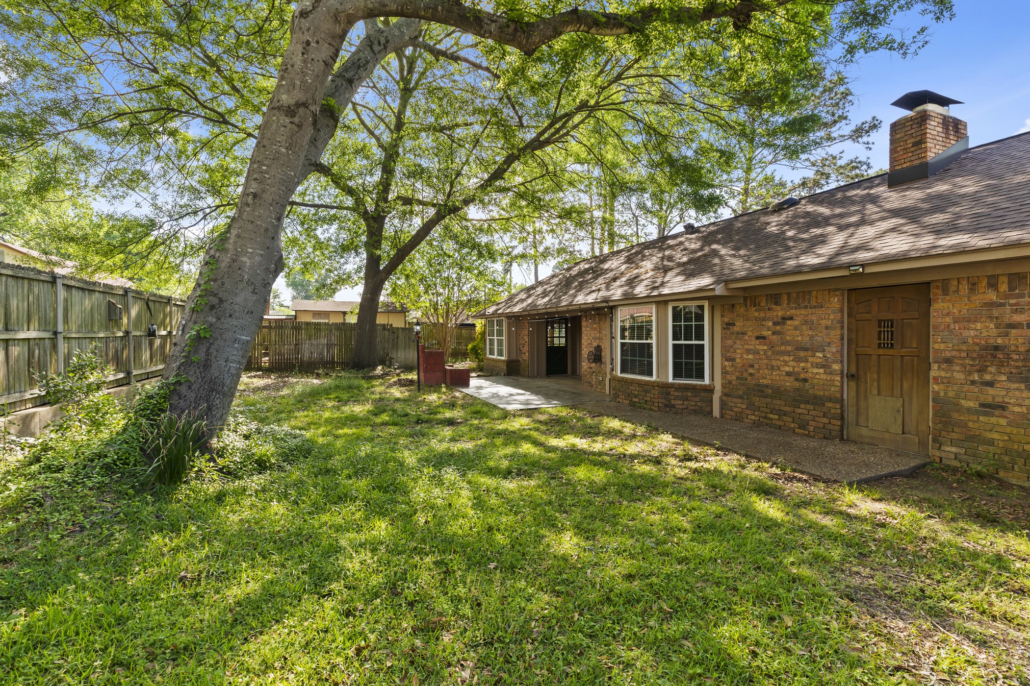 2090 Fort Drive Longview TX 75604