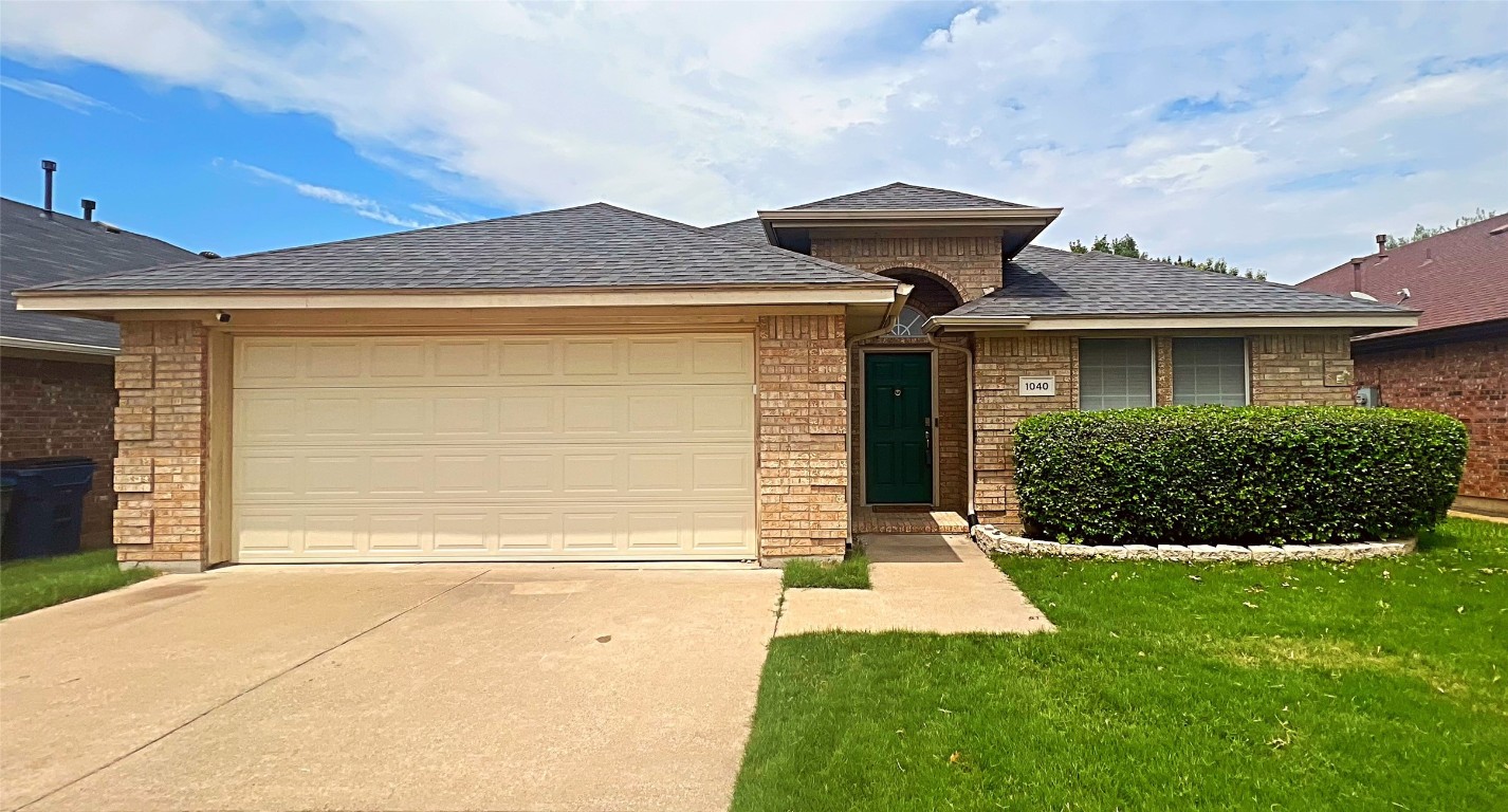 1040 Sagewood Lane Saginaw TX 76131