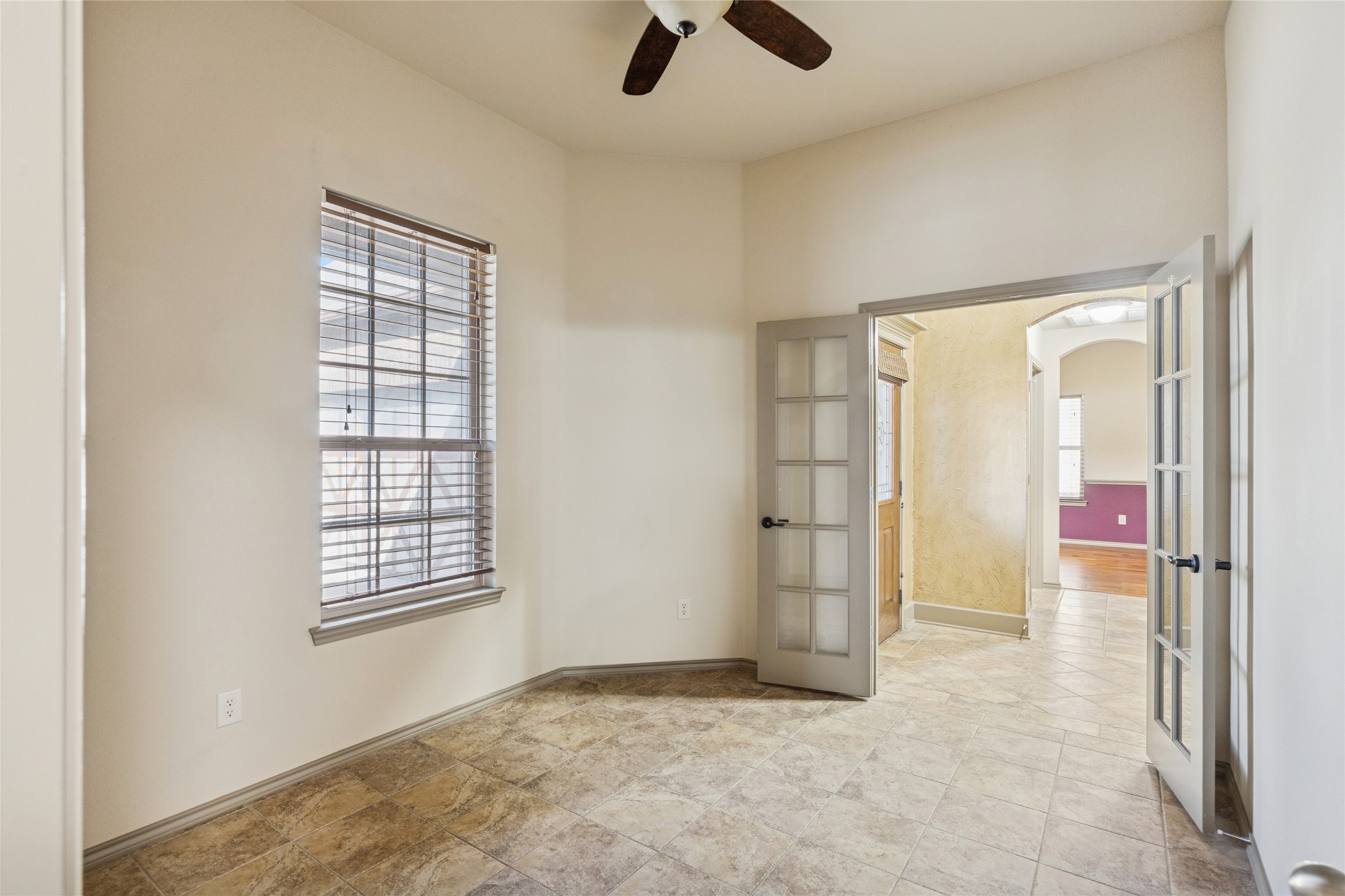 1749 Potomac Drive Burleson TX 76028