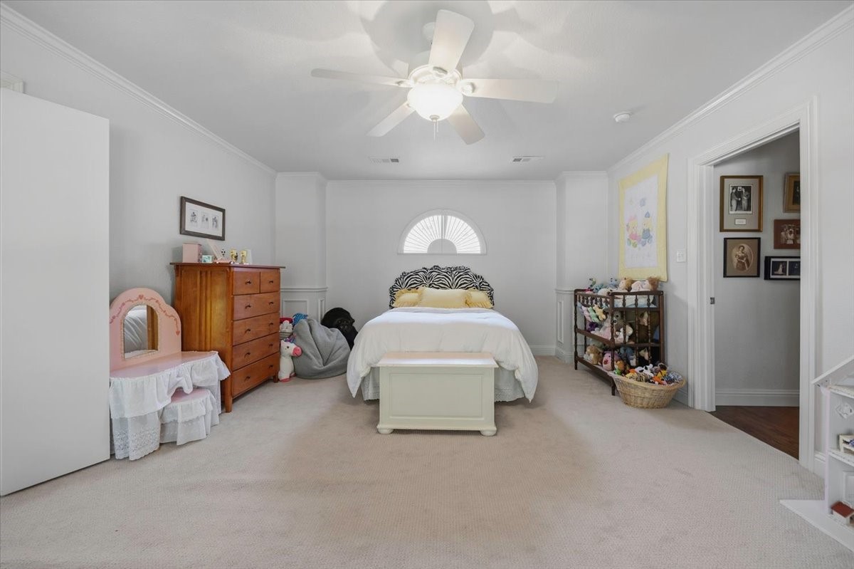 1301 Thomas Place Fort Worth TX 76107