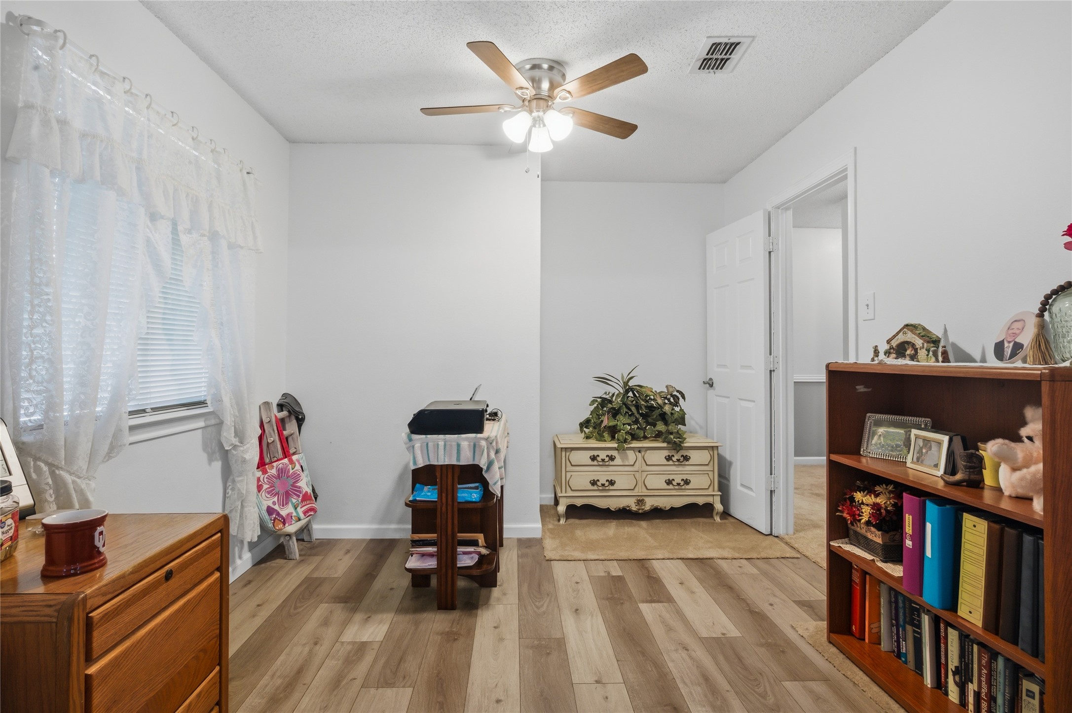 4511 Queenswood Drive Grand Prairie TX 75052