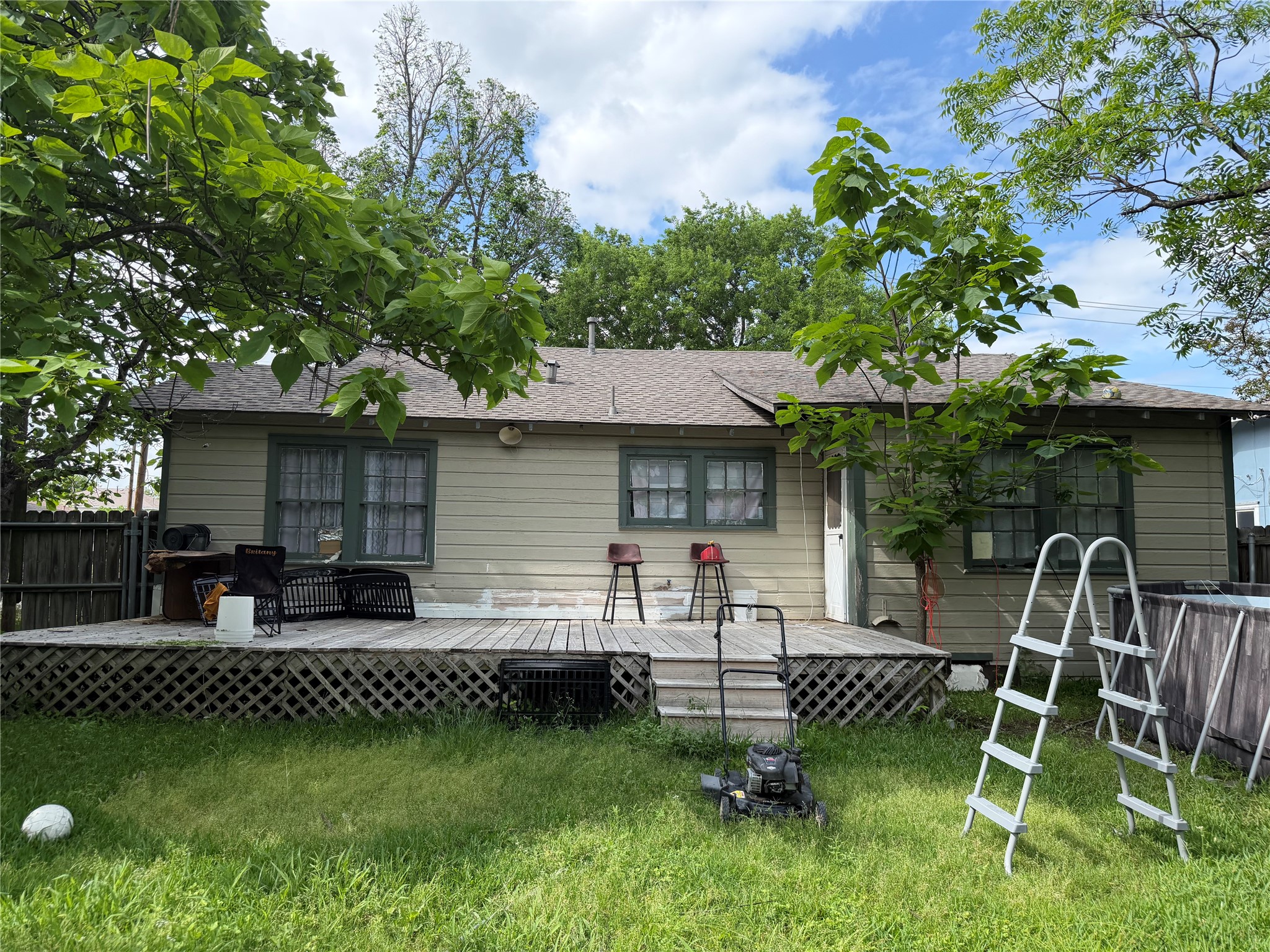 212 E 8th Street Ferris TX 75125