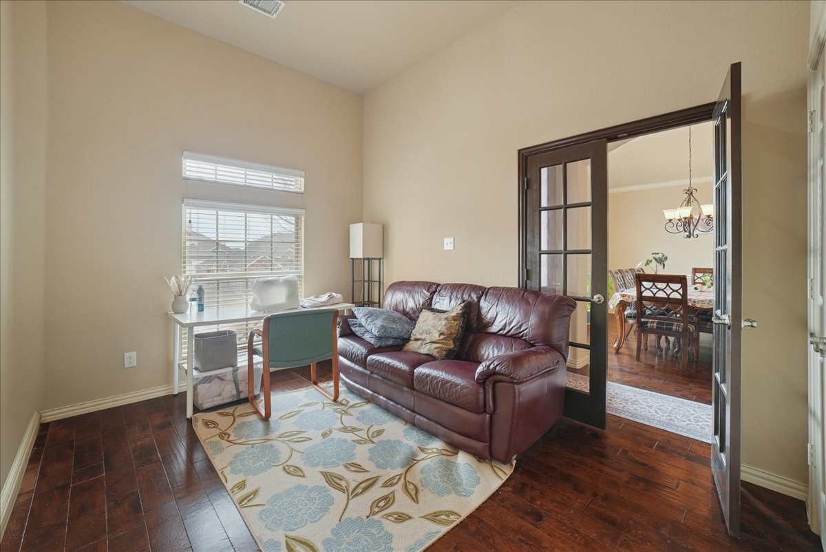 1121 Shearwater Lane Garland TX 75043