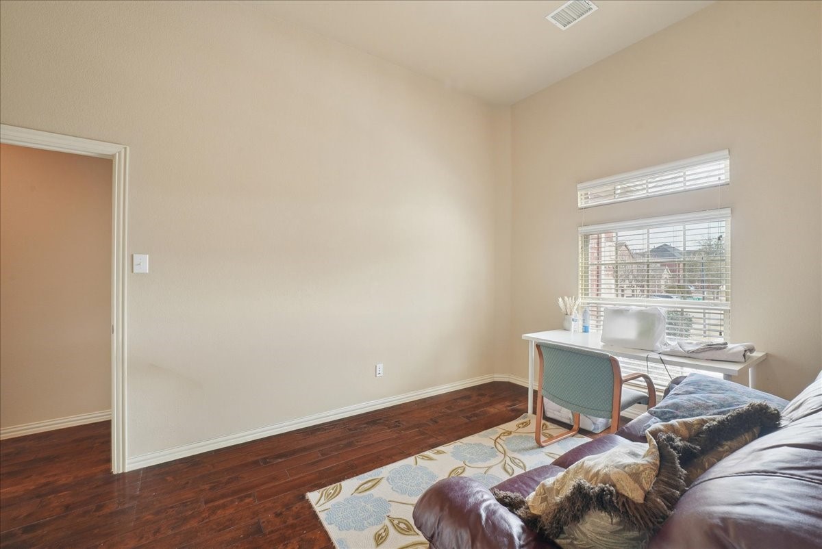 1121 Shearwater Lane Garland TX 75043