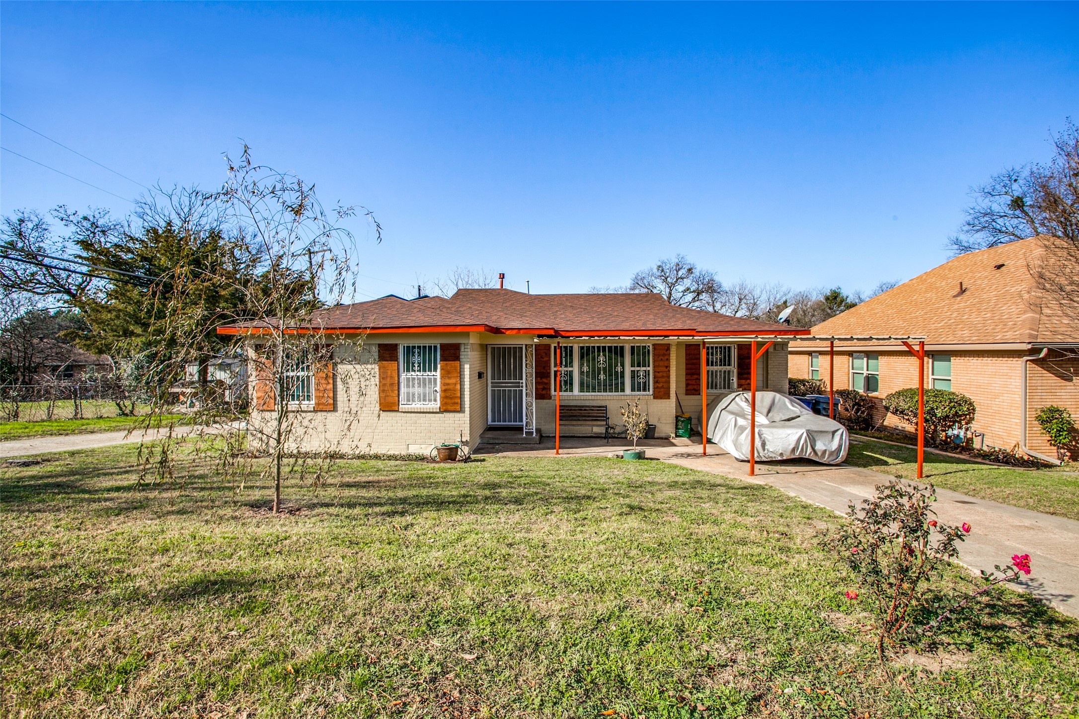 3827 Malden Lane Dallas TX 75216