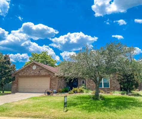 103 Carroll Street Teague TX 75860