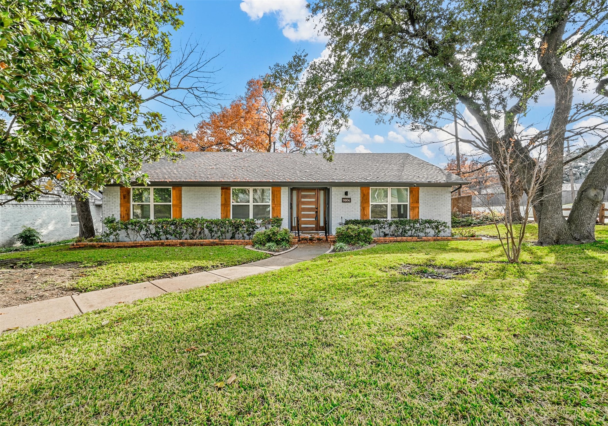 9806 Parkford Drive Dallas TX 75238