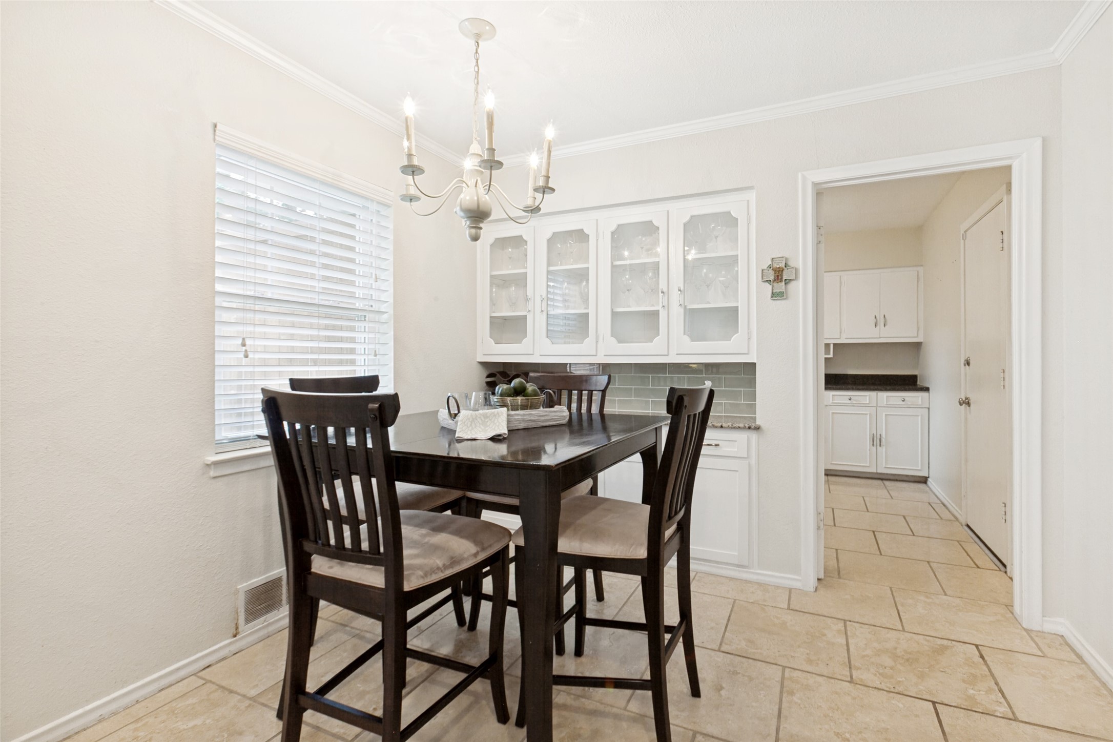 6935 Kingsbury Drive Dallas TX 75231