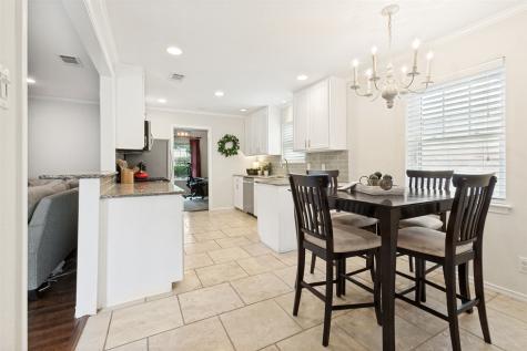6935 Kingsbury Drive Dallas TX 75231