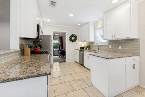 6935 Kingsbury Drive Dallas TX 75231
