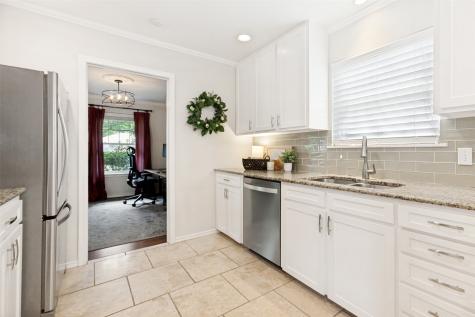 6935 Kingsbury Drive Dallas TX 75231