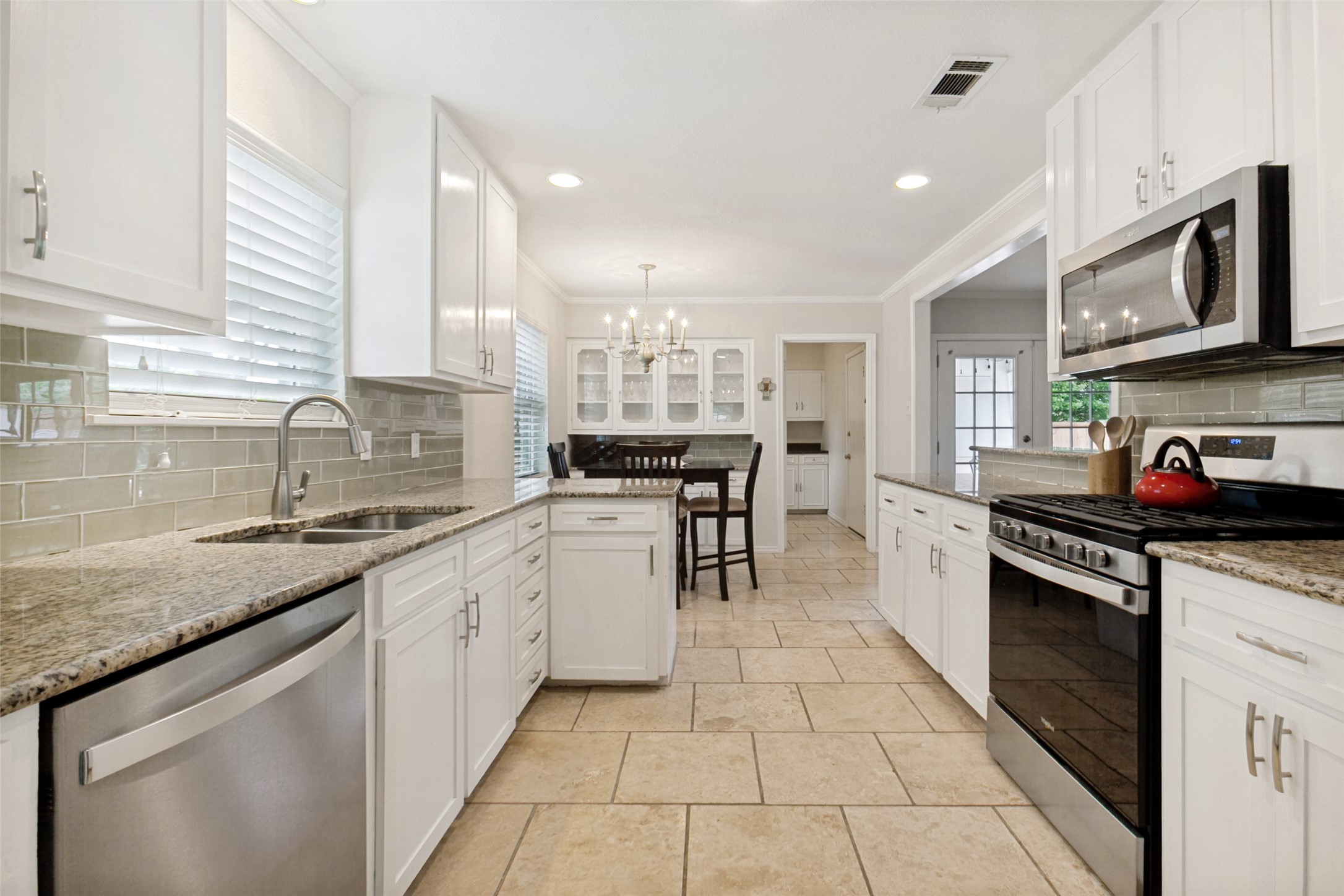 6935 Kingsbury Drive Dallas TX 75231