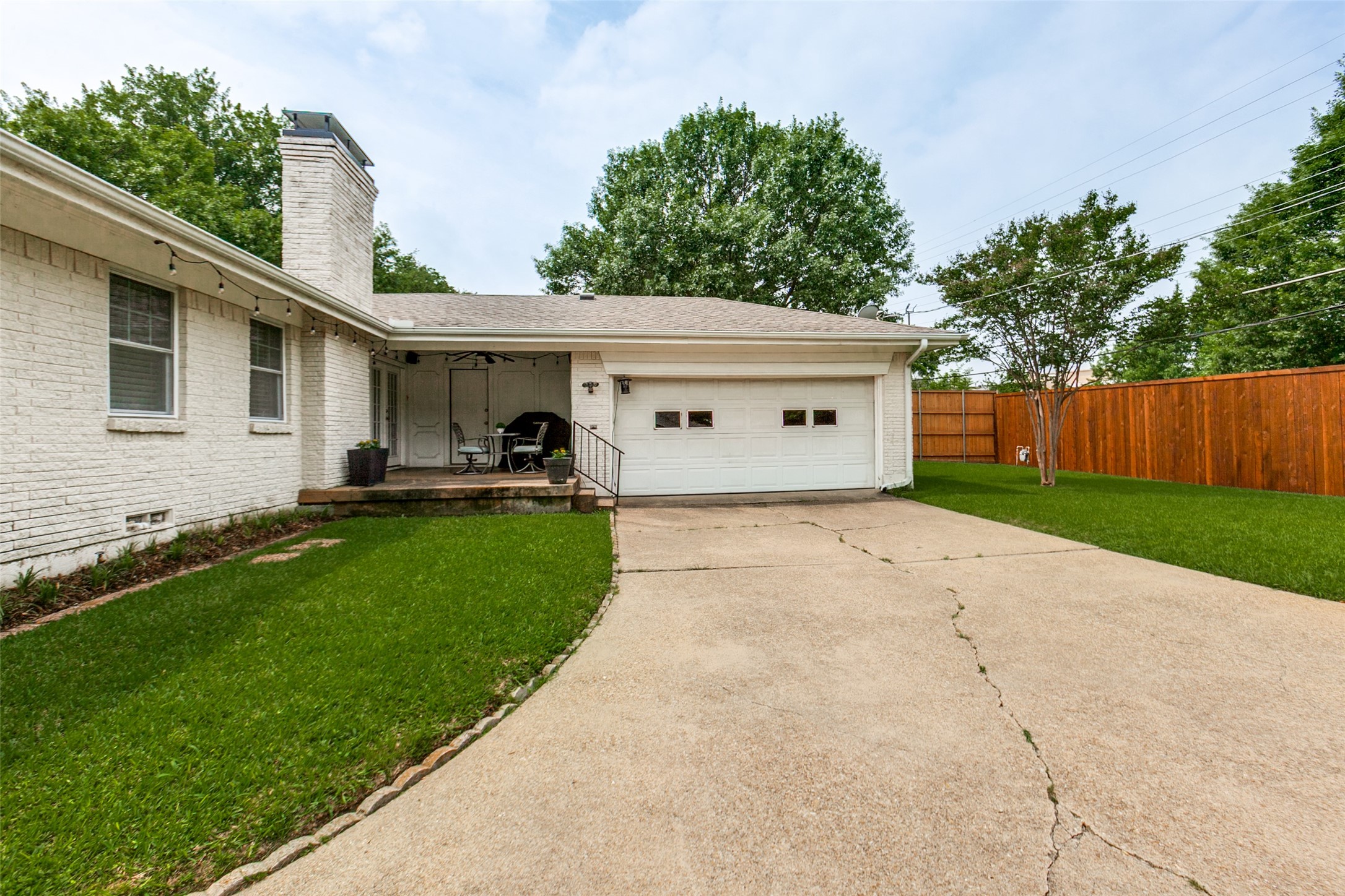 6935 Kingsbury Drive Dallas TX 75231