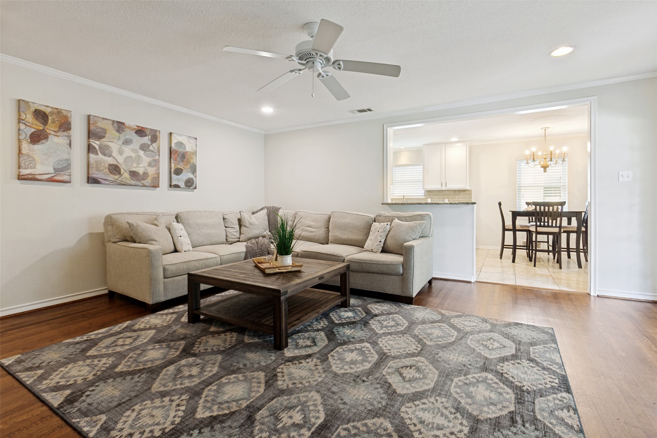 6935 Kingsbury Drive Dallas TX 75231