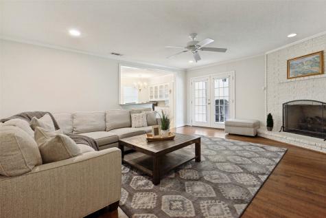 6935 Kingsbury Drive Dallas TX 75231