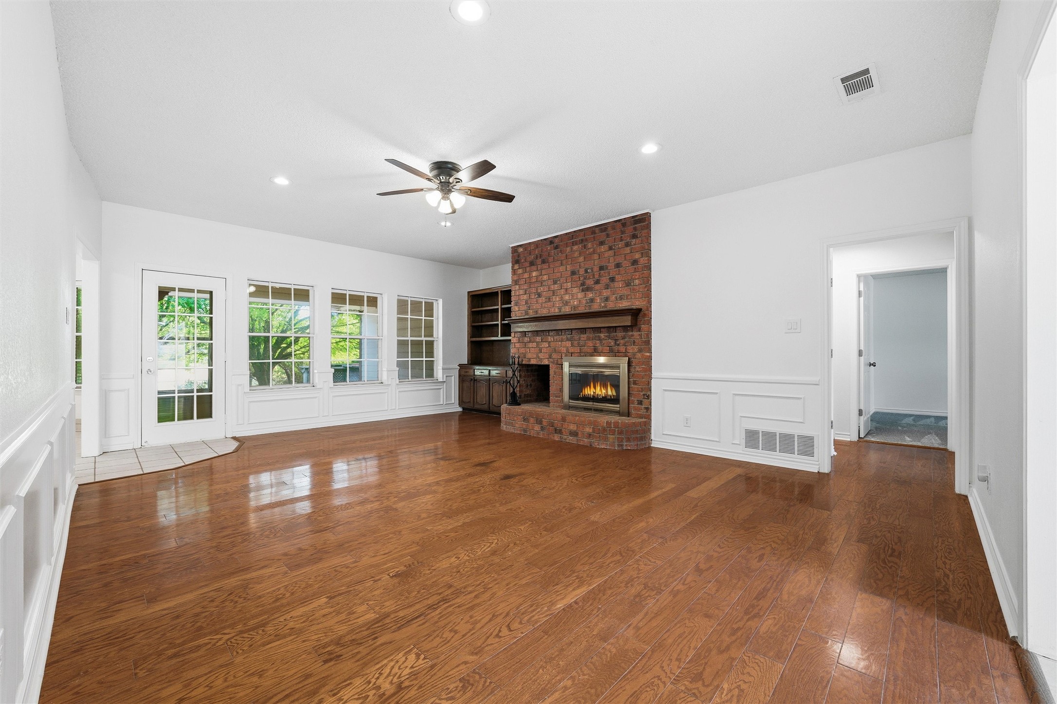 5030 Diamond Creek Drive Midlothian TX 76065